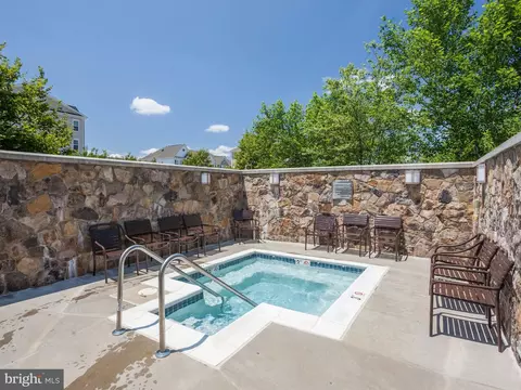 Exterior - 42364 Zenith Ter, Ashburn, VA 20148 photo 16 of 17
