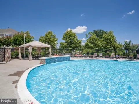 Exterior - 42364 Zenith Ter, Ashburn, VA 20148 photo 15 of 17