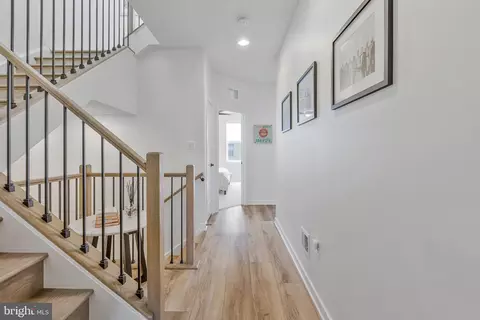 Entry Way - 42364 Zenith Ter, Ashburn, VA 20148 photo 9 of 15