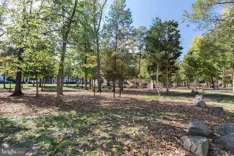 Exterior - 42364 Zenith Ter, Ashburn, VA 20148 photo 17 of 17