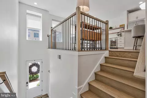 Entry Way - 42364 Zenith Ter, Ashburn, VA 20148 photo 2 of 15