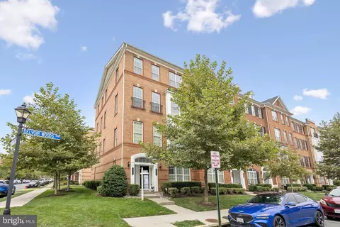 23530 Belvoir Woods Ter, Ashburn, VA 20148