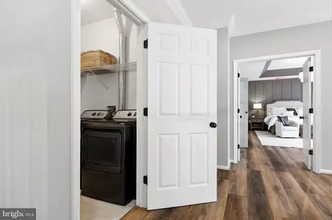 Entry Way - 22530 Forest Run Dr, Ashburn, VA 20148 photo 19 of 30