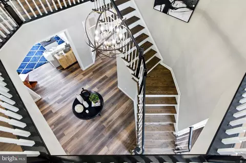 Entry Way - 22530 Forest Run Dr, Ashburn, VA 20148 photo 17 of 30