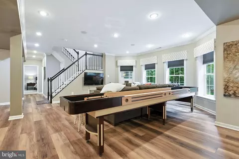 Entry Way - 22530 Forest Run Dr, Ashburn, VA 20148 photo 24 of 30