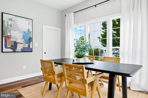 Dining - 22530 Forest Run Dr, Ashburn, VA 20148 photo 4 of 4