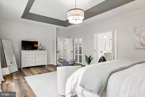 Bedroom - 22530 Forest Run Dr, Ashburn, VA 20148 photo 3 of 10