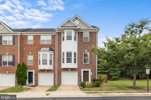 220 Hawks View Sq SE, Leesburg, VA 20175