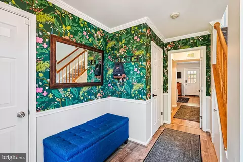 47371 Sunrise Ter, Sterling, VA 20165