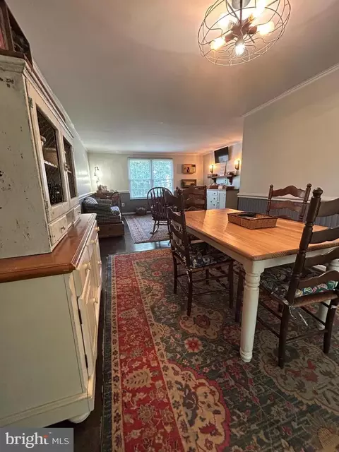 Dining - 229 Applegate Dr, Sterling, VA 20164 photo 2 of 2
