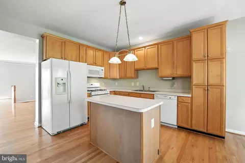 43791 Steinbeck Sq, Ashburn, VA 20147 photo 25