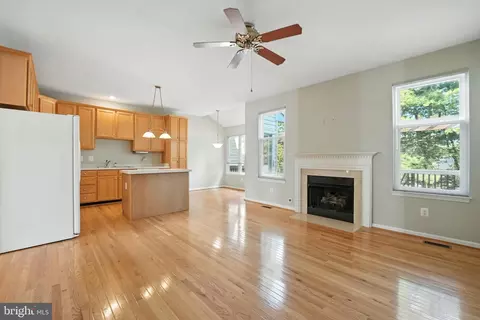 43791 Steinbeck Sq, Ashburn, VA 20147 photo 23