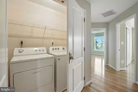 43791 Steinbeck Sq, Ashburn, VA 20147 photo 36