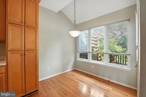 43791 Steinbeck Sq, Ashburn, VA 20147 photo 30