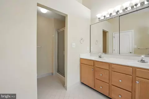 43791 Steinbeck Sq, Ashburn, VA 20147 photo 48