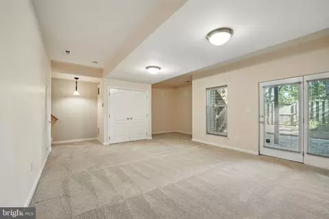 43791 Steinbeck Sq, Ashburn, VA 20147 photo 54