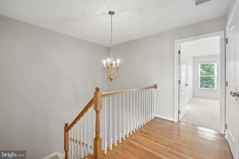 43791 Steinbeck Sq, Ashburn, VA 20147 photo 35