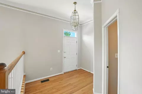 43791 Steinbeck Sq, Ashburn, VA 20147 photo 10