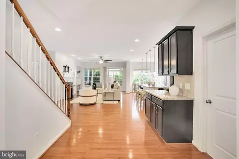 20997 Potomac Trail Cir, Ashburn, VA 20148 photo 17