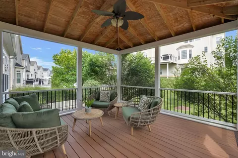 20997 Potomac Trail Cir, Ashburn, VA 20148 photo 9