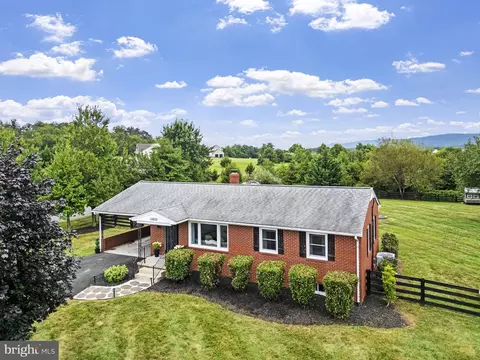 11833 Purcell Rd, Lovettsville, VA 20180