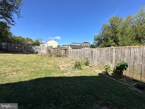 Exterior - 1307 E Holly Ave E, Sterling, VA 20164 photo 4 of 11
