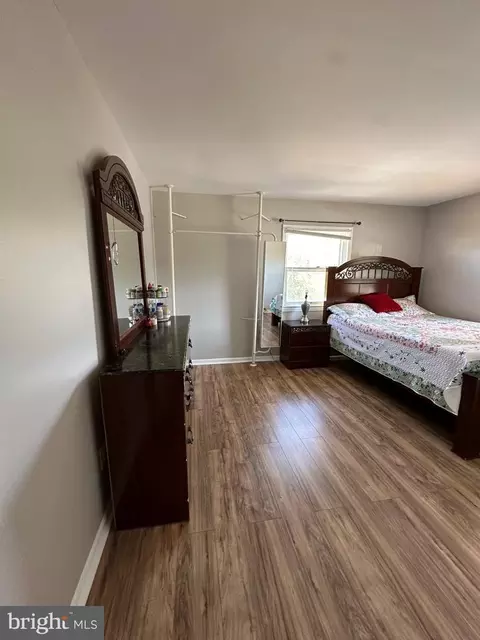 Bedroom - 1307 E Holly Ave E, Sterling, VA 20164 photo 4 of 5