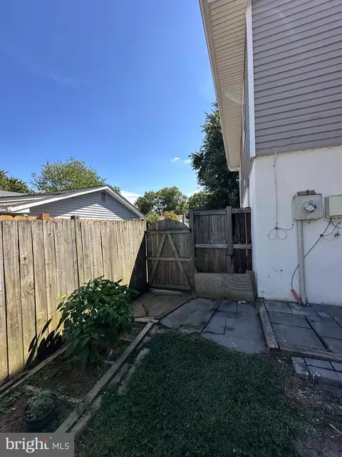 Exterior - 1307 E Holly Ave E, Sterling, VA 20164 photo 7 of 11