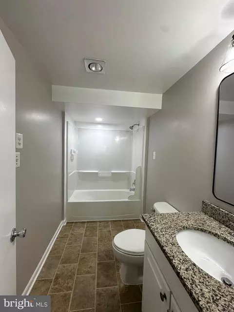 Bath - 1307 E Holly Ave E, Sterling, VA 20164 photo 2 of 5
