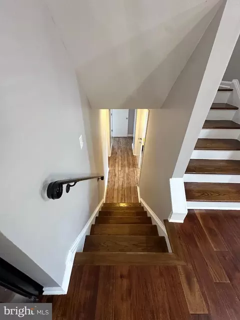 Entry Way - 1307 E Holly Ave E, Sterling, VA 20164 photo 6 of 11
