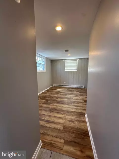 Entry Way - 1307 E Holly Ave E, Sterling, VA 20164 photo 7 of 11