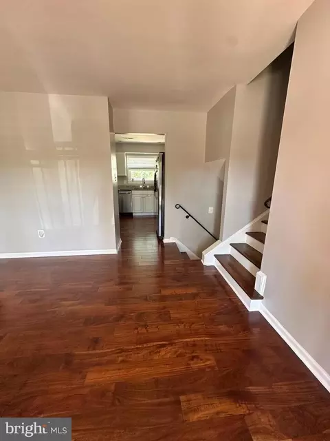 Entry Way - 1307 E Holly Ave E, Sterling, VA 20164 photo 1 of 11