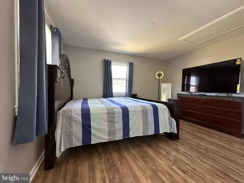 Bedroom - 1307 E Holly Ave E, Sterling, VA 20164 photo 3 of 5