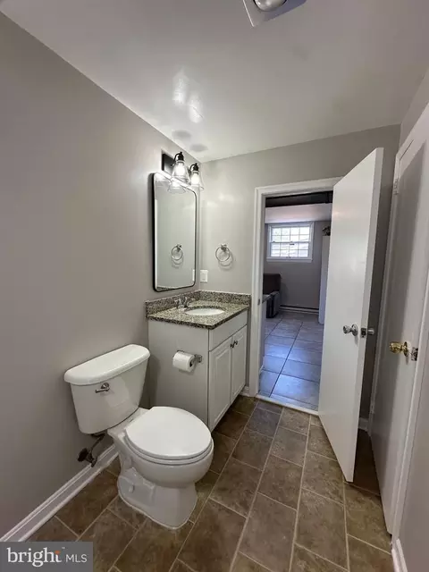 Bath - 1307 E Holly Ave E, Sterling, VA 20164 photo 1 of 5