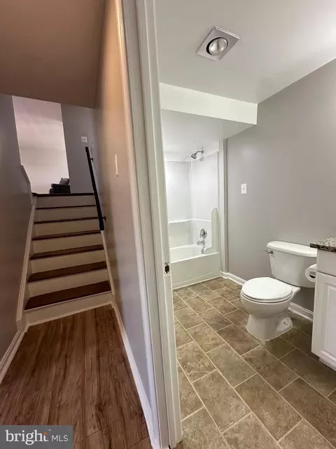 Entry Way - 1307 E Holly Ave E, Sterling, VA 20164 photo 5 of 11