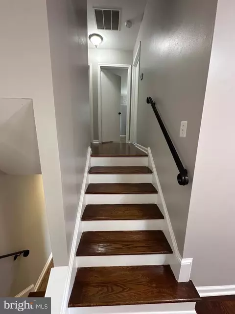 Entry Way - 1307 E Holly Ave E, Sterling, VA 20164 photo 8 of 11