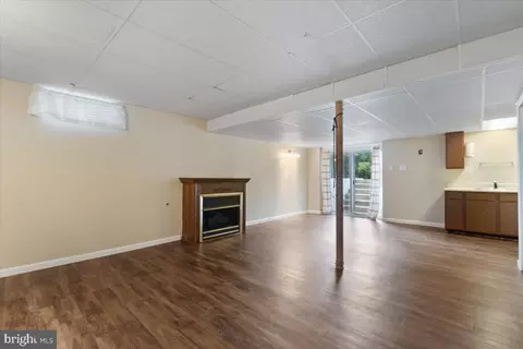 Living - 1929 E Beech Rd, Sterling, VA 20164 photo 10 of 10