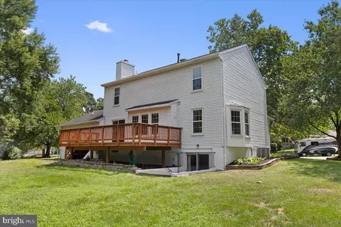 Exterior - 1929 E Beech Rd, Sterling, VA 20164 photo 7 of 8