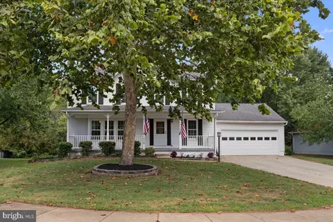 Other - 1929 E Beech Rd, Sterling, VA 20164 photo 1 of 12