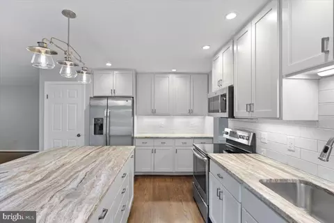 Kitchen - 1929 E Beech Rd, Sterling, VA 20164 photo 4 of 4