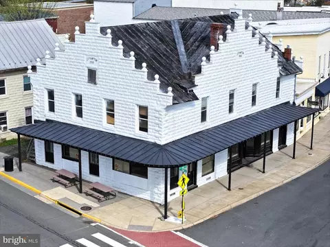 101 N 109 N 21st St, Purcellville, VA 20132