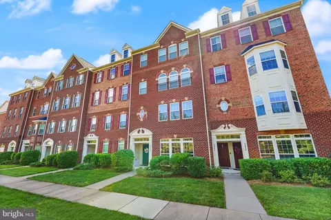43846 Artsmith Ter, Ashburn, VA 20147