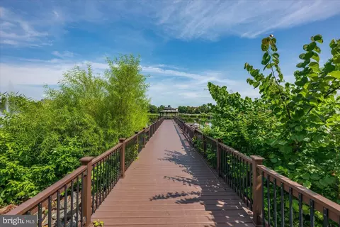 20722 Apollo Ter, Ashburn, VA 20147 photo 46