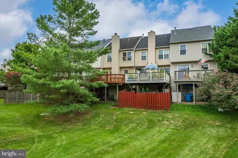 20722 Apollo Ter, Ashburn, VA 20147 photo 32