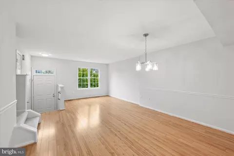 20722 Apollo Ter, Ashburn, VA 20147 photo 4