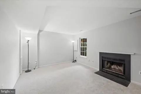 20722 Apollo Ter, Ashburn, VA 20147 photo 26