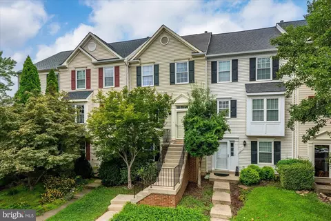 20722 Apollo Ter, Ashburn, VA 20147