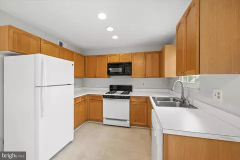 20722 Apollo Ter, Ashburn, VA 20147 photo 9