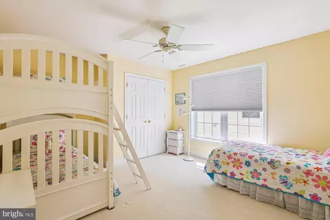 Bedroom - 44484 Blueridge Meadows Dr, Ashburn, VA 20147 photo 5 of 5