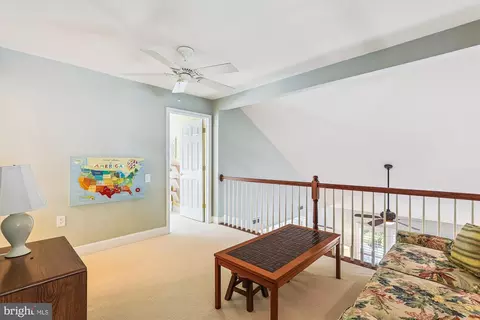 Entry Way - 44484 Blueridge Meadows Dr, Ashburn, VA 20147 photo 4 of 5